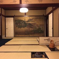 茶室「芳土庵」　日本画家 千住博氏制作による襖絵