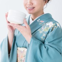 Acessórios de vestimenta japonesa para a Cerimônia do Chá (versão feminina)